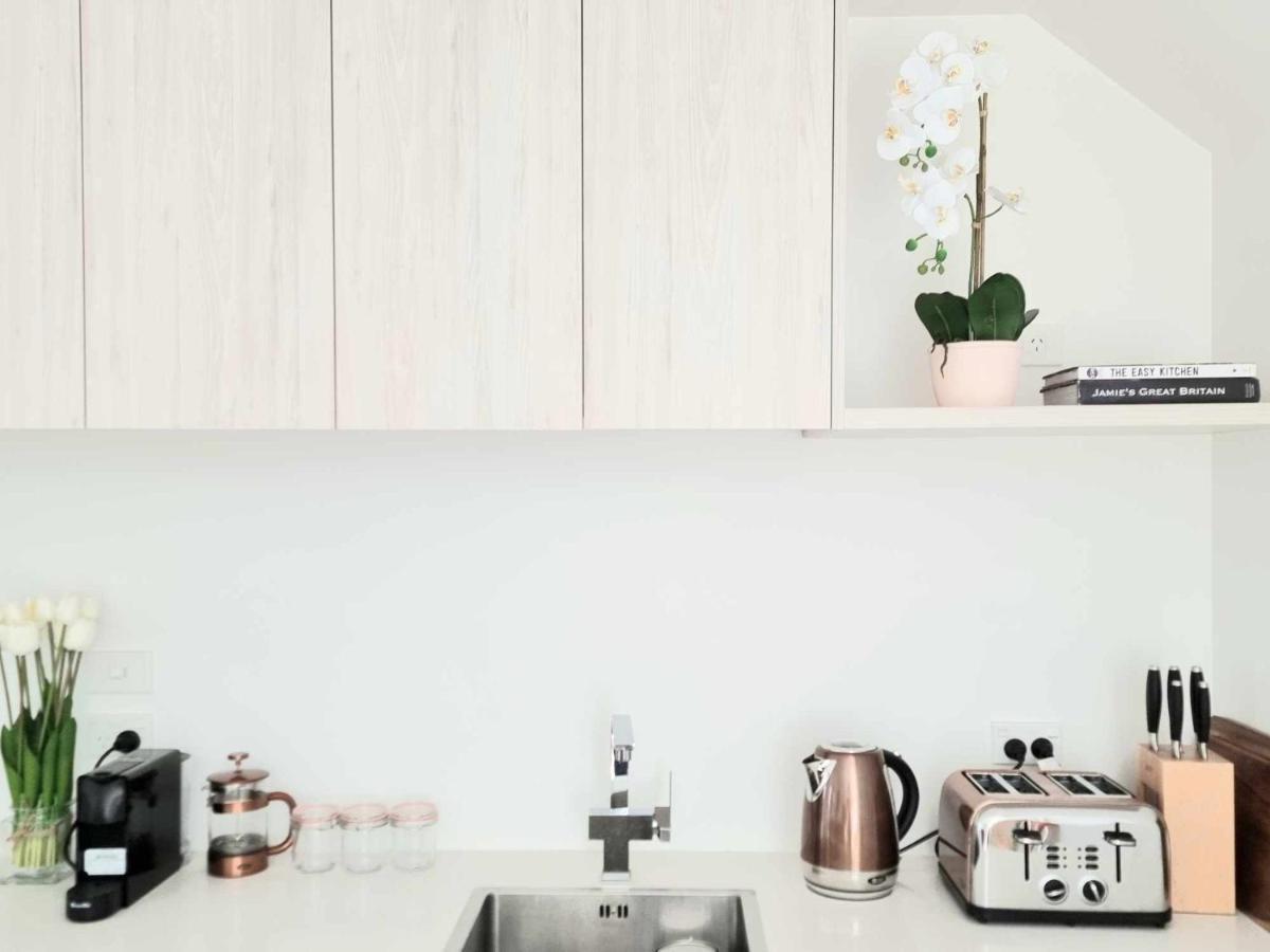 Elegant Cbd Apartment Κράισττσερτς Εξωτερικό φωτογραφία